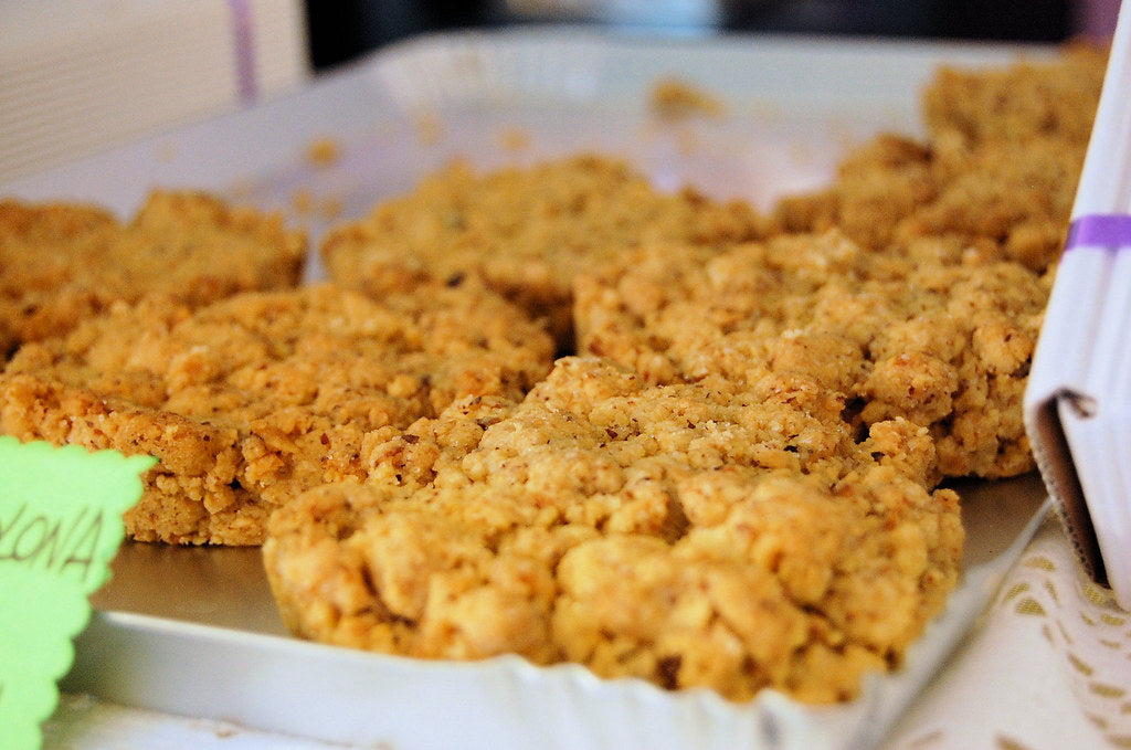 Sbriciolata alla crema con fragole