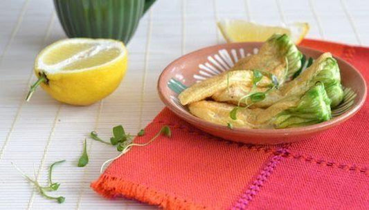 Pollo a limone con fiori di zucchina 